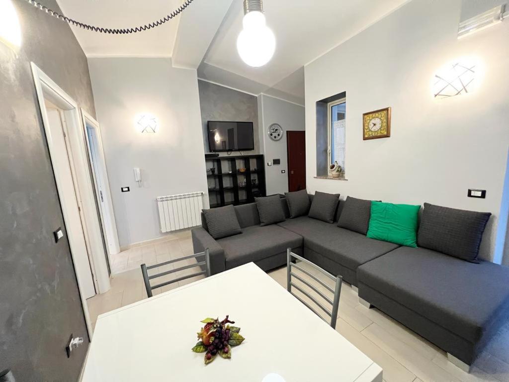 Apartment Taormina Center With Terrace, Via Celestino Penna 6 Экстерьер фото